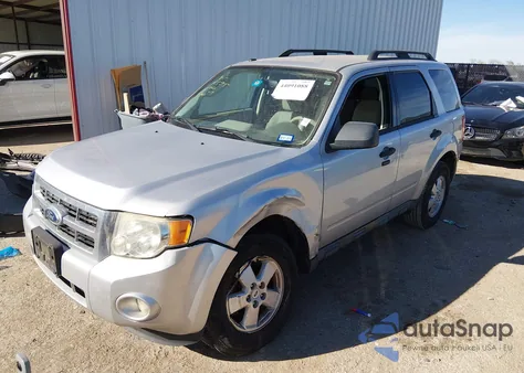 2011 Ford Escape Xlt z USA, uszkodzony, nr VIN 1FMCU0DG7BKB79097